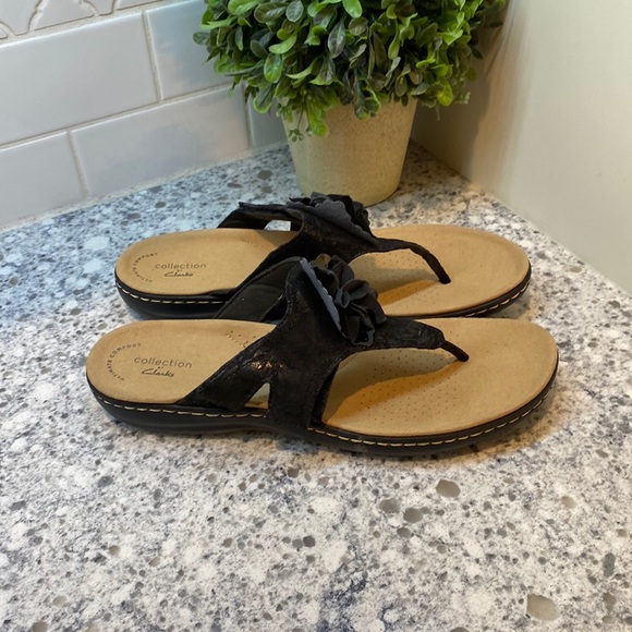 Clarks Shoes - Clarks leather black floral detail flip flops size 10 like new condition